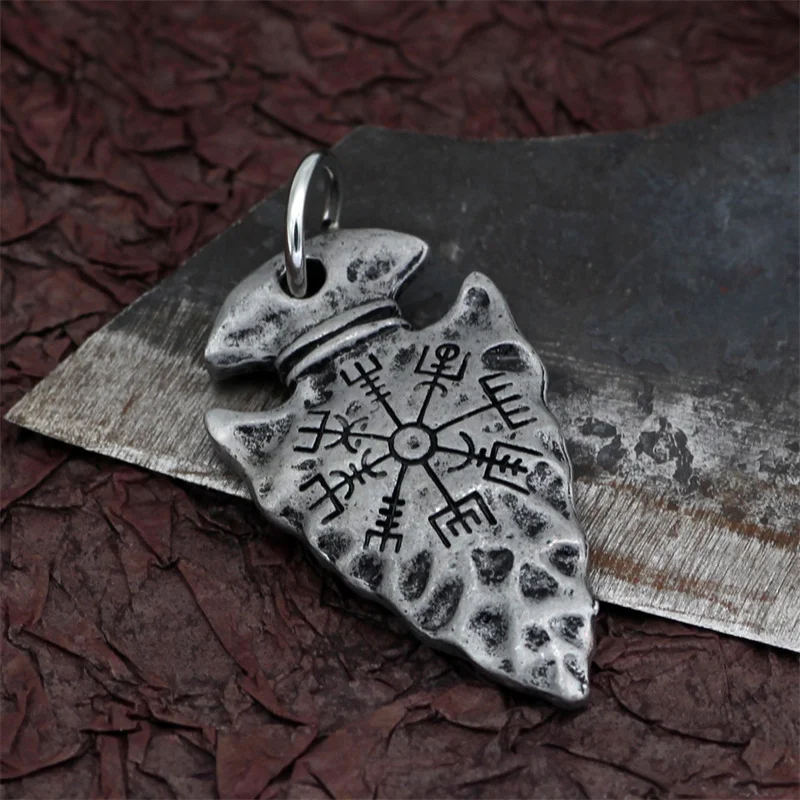 Naują Šiaurės Vikingų Trikampis Pakabukas Retro Kompasas Karoliai Moterų ir Vyrų Mados Priedų Amuletas Karoliai, Papuošalai Didmeninė