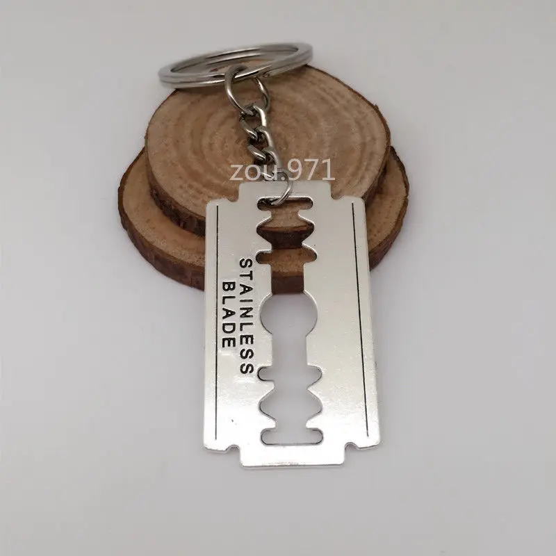 1Pcs Mini Kūrybinės Klavišą Grandinės Žiedas paketų prižiūrėtojų raktinę Metalo Keychain Dovana Elektrinis peilis